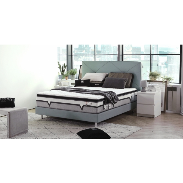 MR358 裁切_1920x990.jpeg